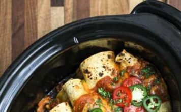 Slow Cooker Chicken Enchiladas