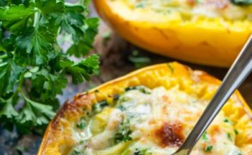 Cheesy Garlic Parmesan Spinach Spaghetti Squash