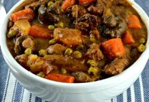 EASY CROCK POT BEEF STEW