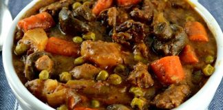 EASY CROCK POT BEEF STEW