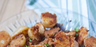 Crispy Garlic Parmesan Potatoes!