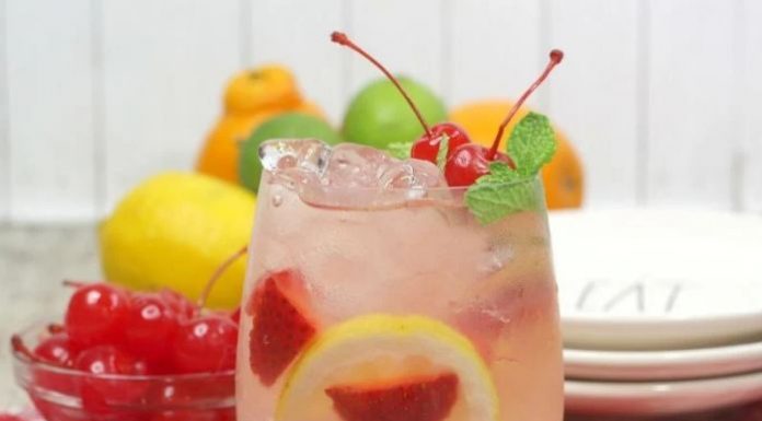 EASY GIGGLE JUICE COCKTAIL