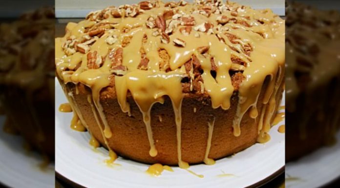Pecan Pie Pound Cake