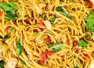 ONE-POT CHEESY ITALIAN PASTA AND CHICKEN