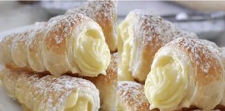 Crisp and Buttery Italian Cream Filled Cannoncini