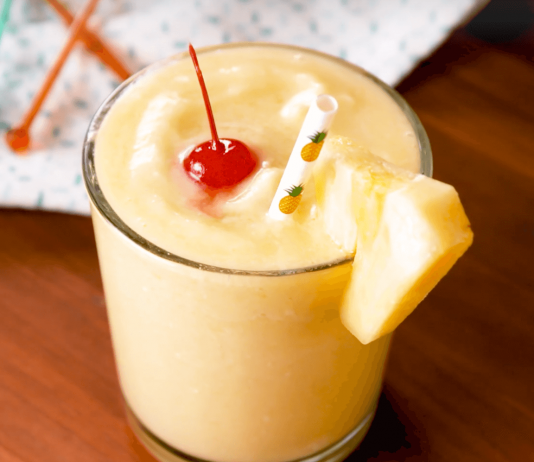 How to Make an Alcohol-Infused Pineapple Blender