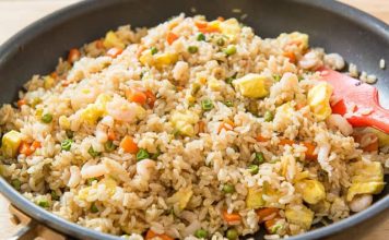 QUICK & EASY FRIED RICE