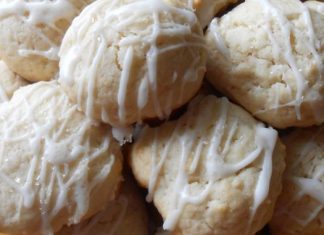 LEMON POUND CAKE COOKIES