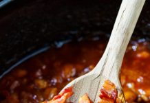 SLOW COOKER BOURBON BAKED BEANS