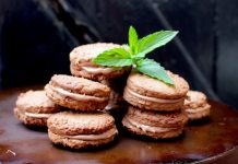 Romany Creams | The Biscuit Tins