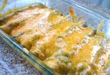 Chicken & Green Chili Enchiladas !