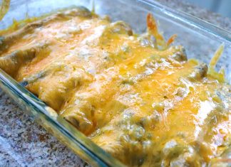Chicken & Green Chili Enchiladas !