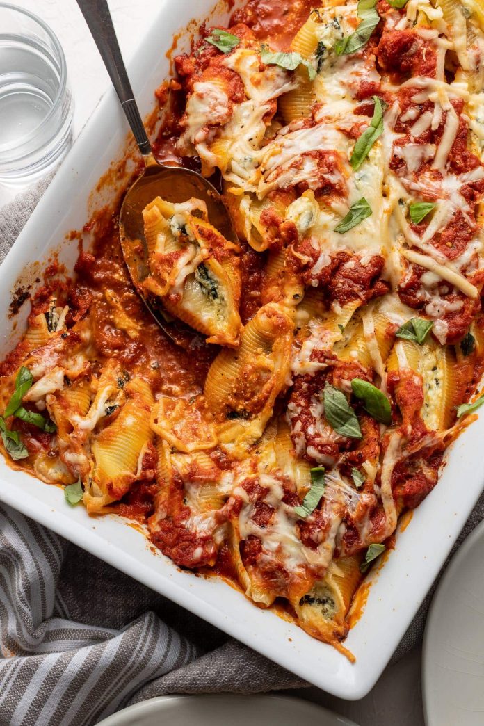 Spinach and Ricotta Stuffed Shells - Grandma's Things