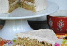 Banana Cake with Cinnamon Buttercream Frosting