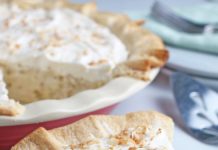 Old-Fashioned Coconut Cream Pie