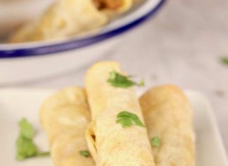 CHEESY GROUND BEEF TAQUITOS