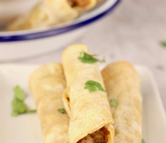 CHEESY GROUND BEEF TAQUITOS