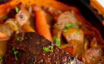 3 Envelope Pot Roast – Only 5 Ingredients Will Guarantee You The Tastiest Dinner You’ve Ever Tried !