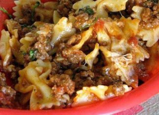 Crockpot Bowtie Casserole – Easy, Inexpensive And Extremely Delicious !