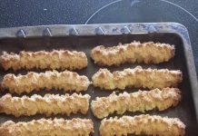 SIMPLE AND QUICK BISCUITS RECIPE