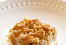 CARAMEL APPLE CHEESECAKE BARS