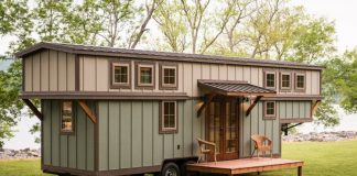 A Charming Tiny Home That Sleeps Up To 6 People