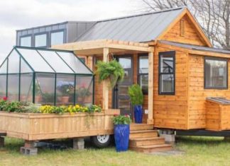 This Tiny Home May Look Like A Cottage, But It’s Actually Quite Luxurious