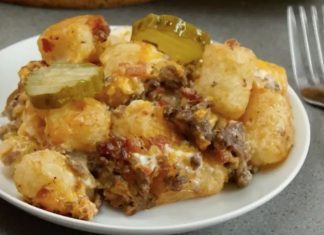 BACON CHEESEBURGER TATER TOT CASSEROLE