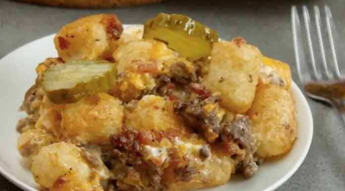 BACON CHEESEBURGER TATER TOT CASSEROLE