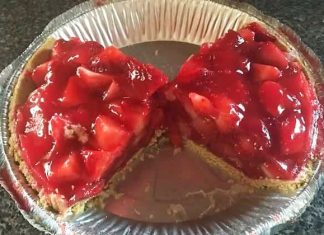 BIGBOY STRAWBERRY PIE