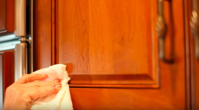 How To Remove Grease And Cooking Odors From Kitchen Cabinets