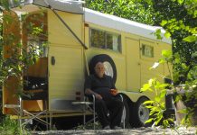 People Are Making Campers Out Of Horse Trailers And They’re As Cool As They Sound