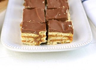 Caramel Cracker Bars