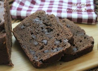 SOUR CREAM CHOCOLATE BREAD