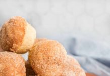 Cinnamon Breakfast Muffins