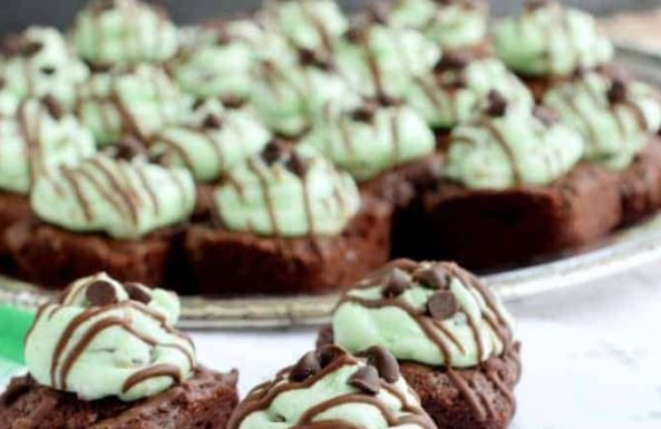 Mint Chocolate Chip Brownie Bites