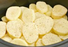 All You Need Is A Crock Pot And A Few Ingredients To Make This Yummy ‘Potatoes Au Gratin’ Recipe