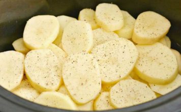 All You Need Is A Crock Pot And A Few Ingredients To Make This Yummy ‘Potatoes Au Gratin’ Recipe