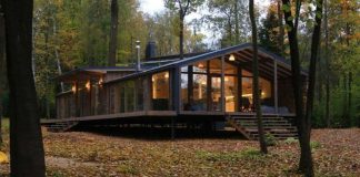 Beautiful Prefab Cabin Built For $80,000 In Just 10 Days