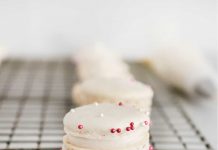 How to Make Macarons