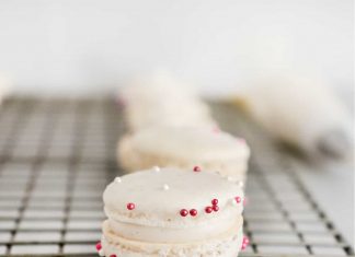 How to Make Macarons