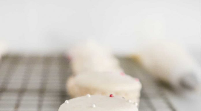 How to Make Macarons