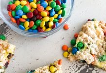 M&M Cheesecake Bars