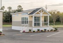Cute And Cozy Tiny Home Is The Perfect Size For Two People