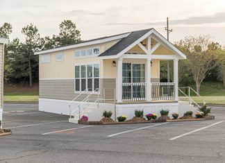 Cute And Cozy Tiny Home Is The Perfect Size For Two People