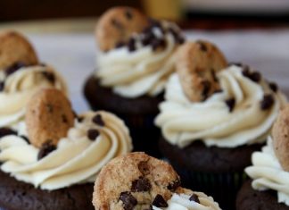 Chocolate Chip Cookie Dough Cupcakes