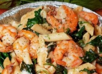 Cheese Shrimp Penne Pasta & Spinach