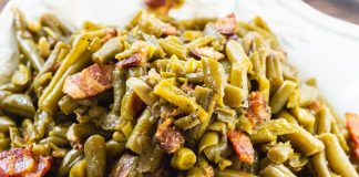 CROCK POT BUTTERY BACON GREEN BEANS