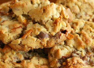 Candy Bar Pretzel Cookies