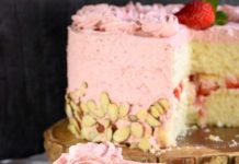 Strawberry Almond Cake